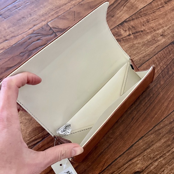 Fossil Sofia tan brown vegan leather glasses case NEW - Picture 6 of 8